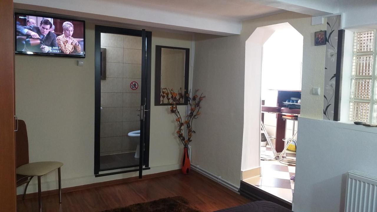 Shelby Accommodation -Adult Only- Sinaia Exterior foto