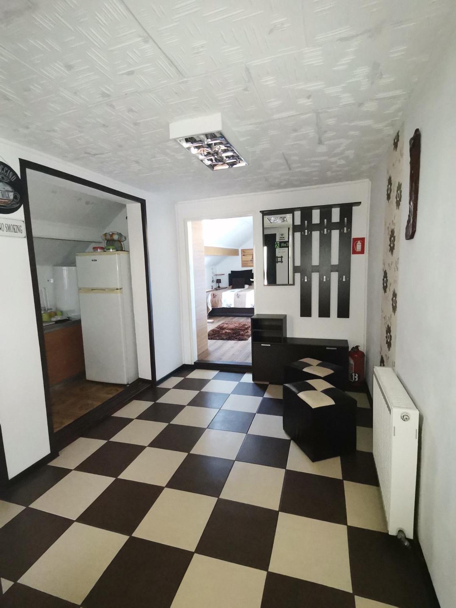 Shelby Accommodation -Adult Only- Sinaia Habitación foto